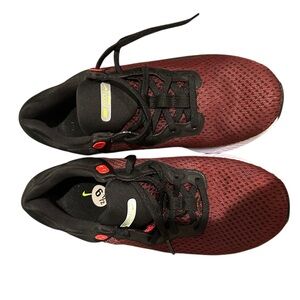 Nike Men's Red and Black Athletic Shoes